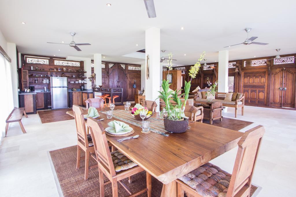 Oceanfront Citakara Sari Villas Candidasa Exterior foto