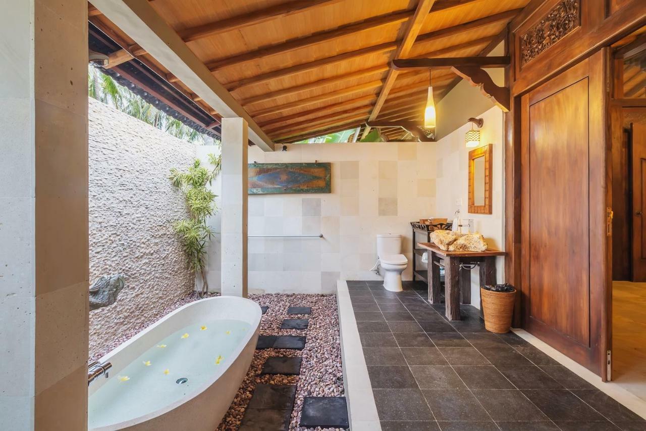 Oceanfront Citakara Sari Villas Candidasa Exterior foto